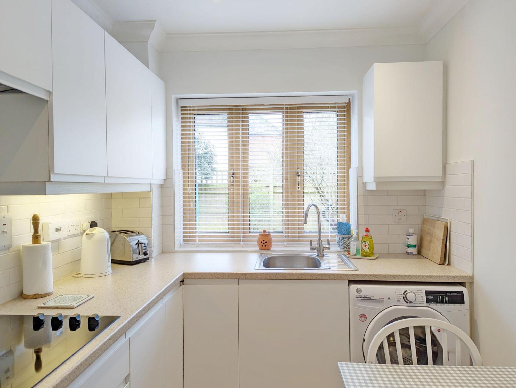 Wisteria Way, Tangmere Exterior foto